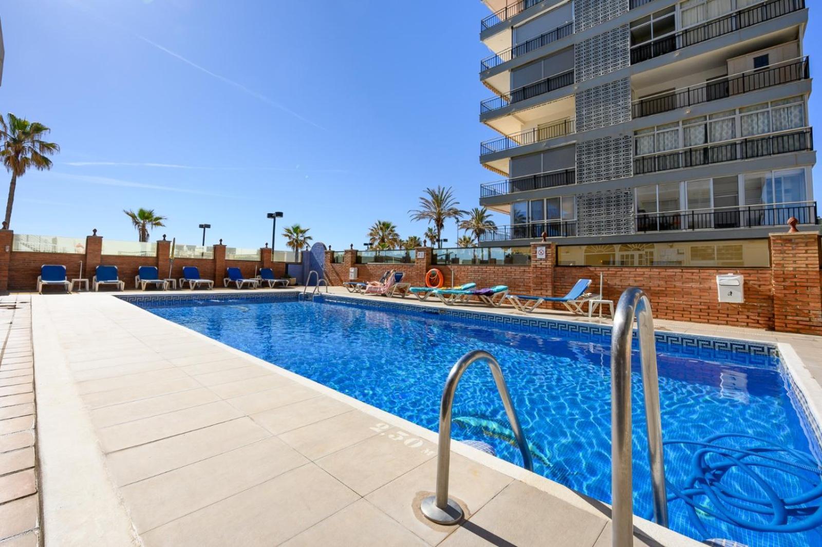 Stella Maris - Amazing Frontal Sea Views With Pool & Terrace By 10Tosea Apartment Фуeнхирола Екстериор снимка